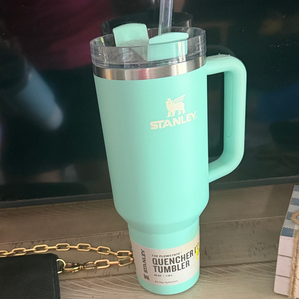 Stanley Aqua Quencher Tumbler with Handle